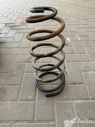 Пружина передняя Лада Калина марковка