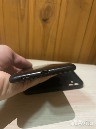Samsung Galaxy A11, 2/32 ГБ