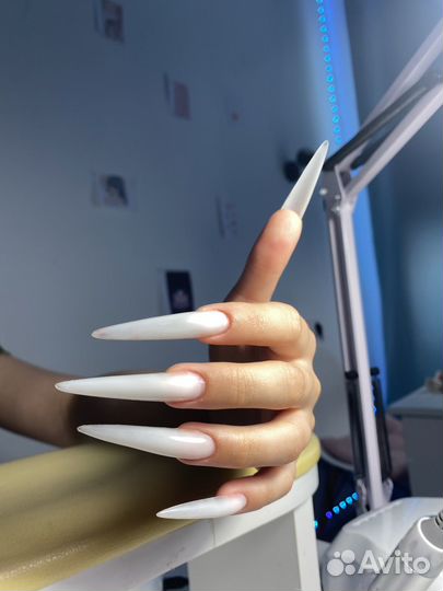 Маникюр наращивание