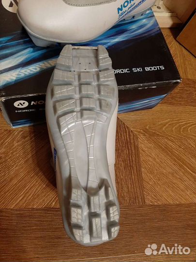 Лыжные ботинки nordway 36р