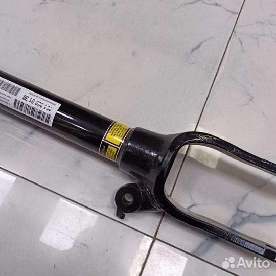 Амортизатор подвески передний Mercedes W164 ML