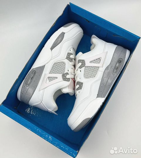 Кроссовки Air Jordan 4 Белые