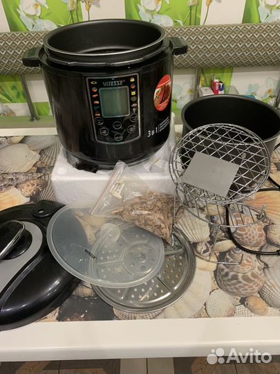 Мультиварка vitesse 3020