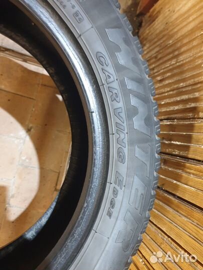 Pirelli Winter Carving Edge 215/55 R17 98T