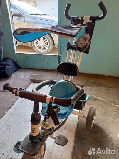 Детский трехколесный велосипед