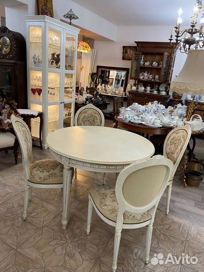 Комлект стол 4 стула