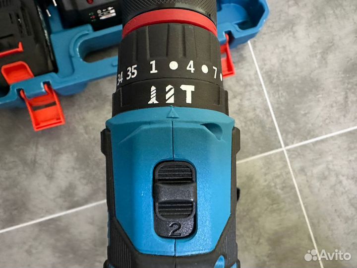 Бесщеточный ударный шуруповерт Makita 48v