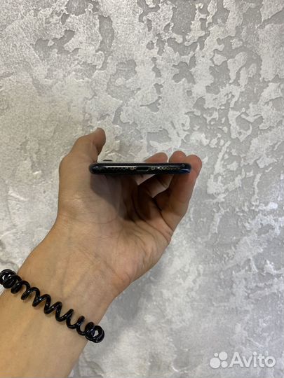 iPhone 7 128Gb идеал