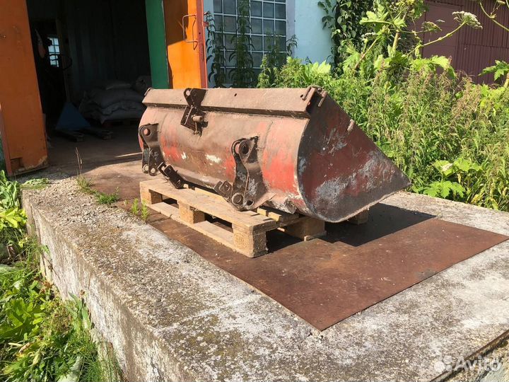 Продам ковш для трактора