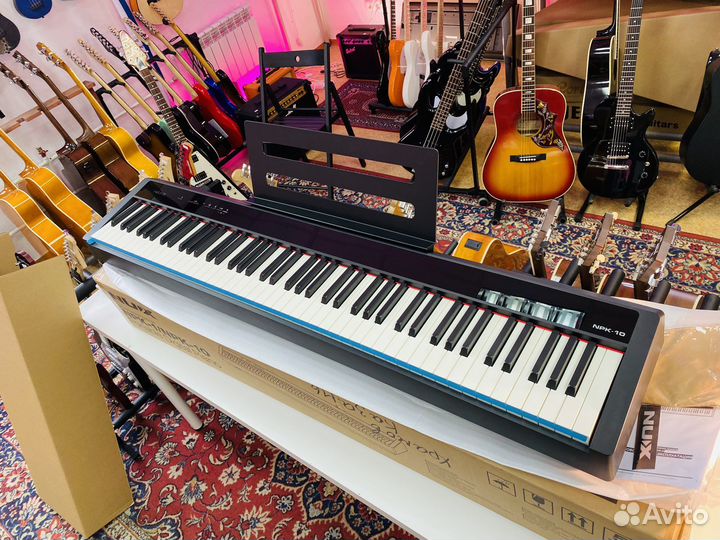 Цифровое пианино Nux Новое