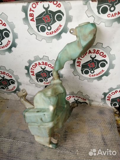 Бачок омывателя Volkswagen Passat B5 +