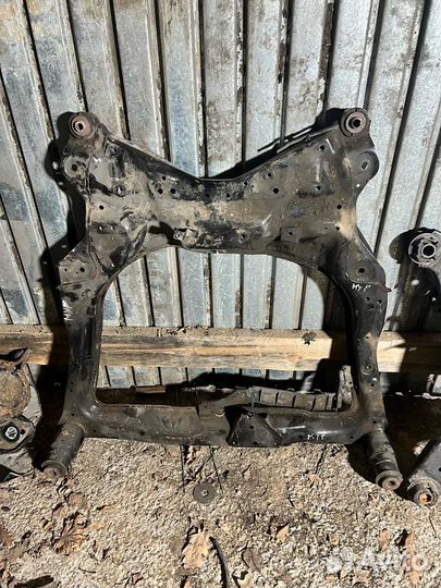 Nissan Murano Z51 подрамник передний