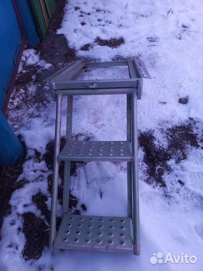 Лестница для фургона