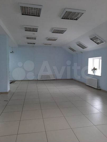 Торговая площадь, 180 м²