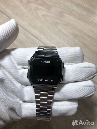 Часы Casio сенсорные