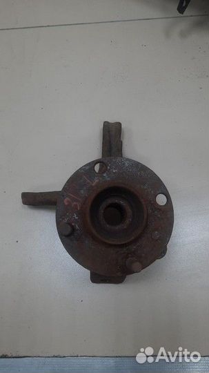 Кулак поворотный правый Nissan Almera