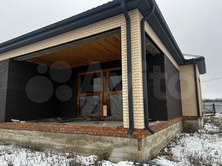 Дом 220 м² на участке 8 сот.