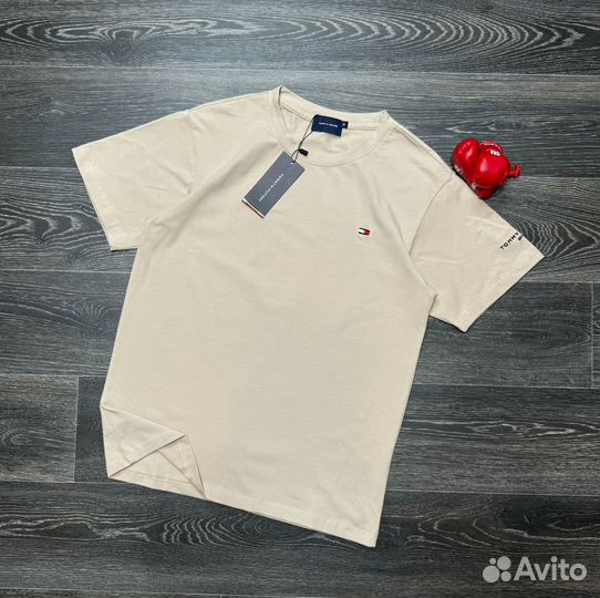 Tommy hilfiger футболка