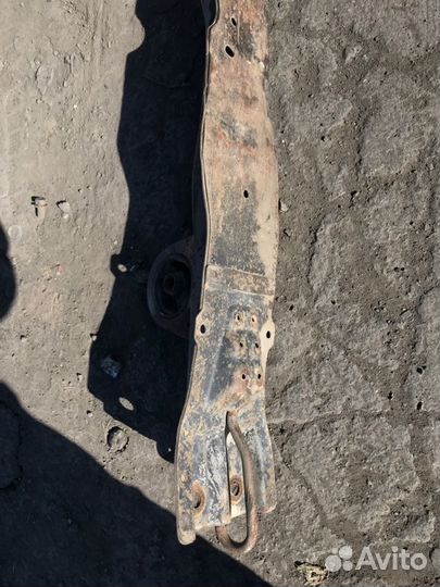 Балка продольная под двс передняя Mitsubishi