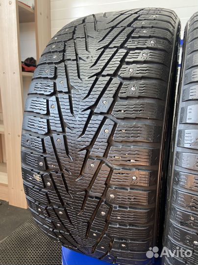 Nokian Tyres Hakkapeliitta 7 SUV 295/40 R21 111T