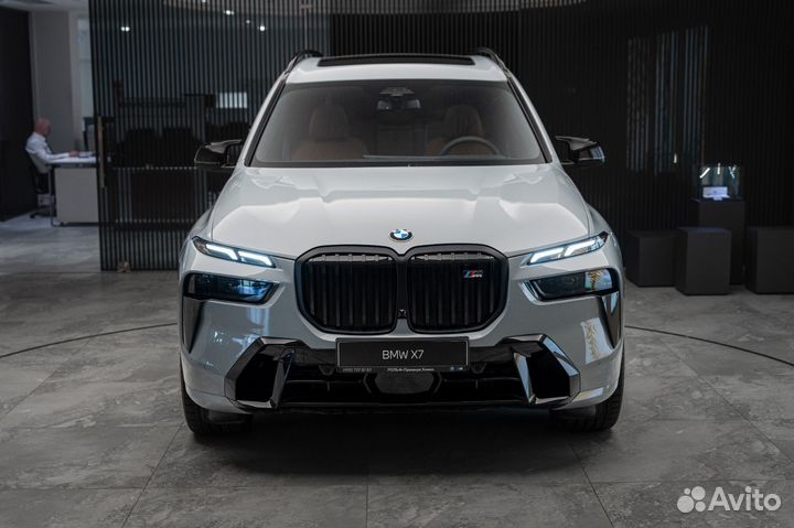 BMW X7 4.4 AT, 2023