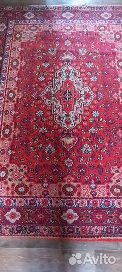 Ковер шерстяной