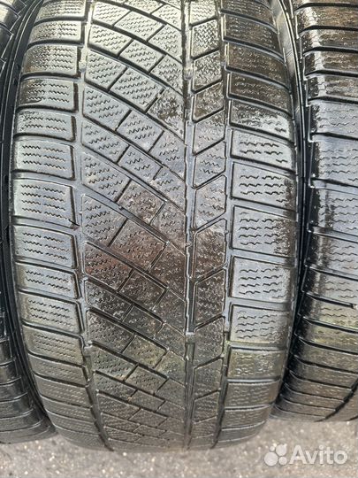 Continental ContiWinterContact TS 830 P 245/45 R19 и 275/40 R19