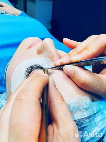 Наращивание ресниц