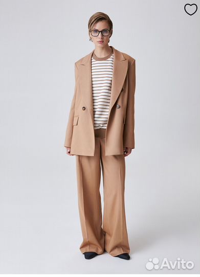 Продам суперский костюм брючный