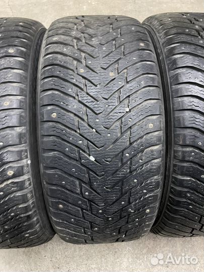 Nokian Tyres Hakkapeliitta 8 SUV 275/50 R20