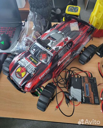 Радиоуправляемый монстр Remo Hobby Dinosaurs 1/8