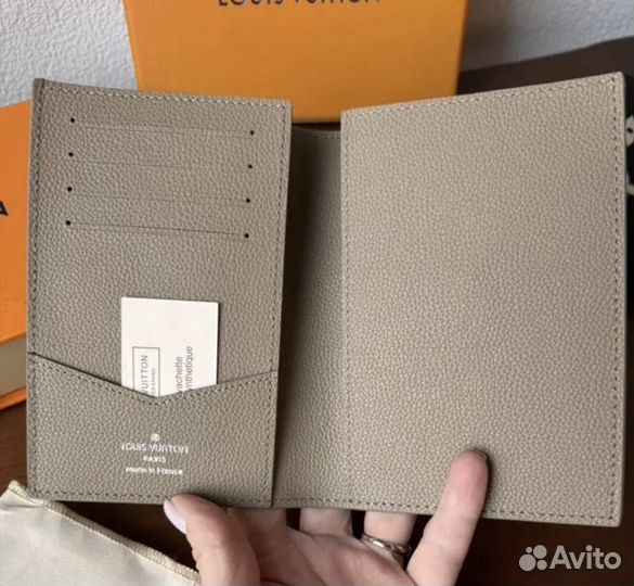 Обложка на паспорт louis vuitton