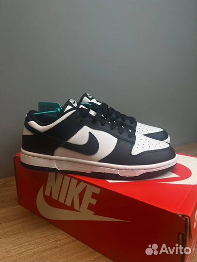 Кроссовки nike dunk black white