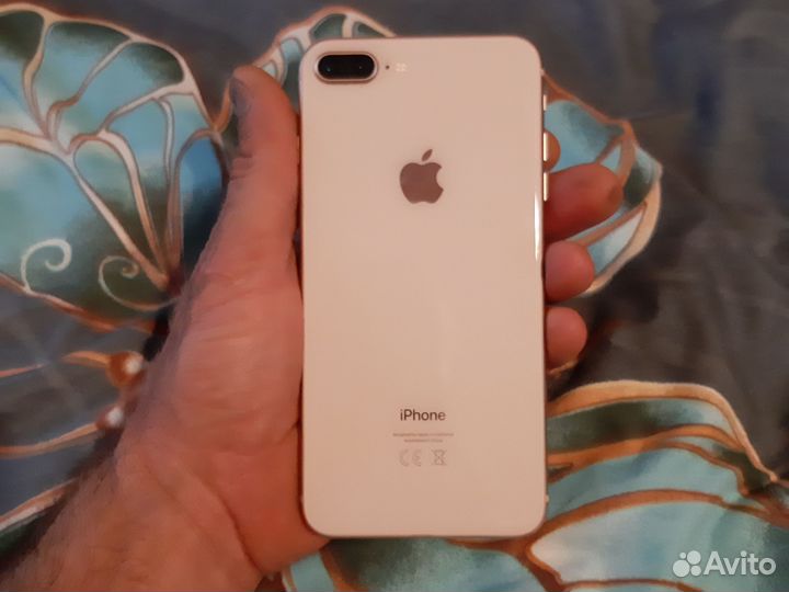 Телефон iPhone 8 plus