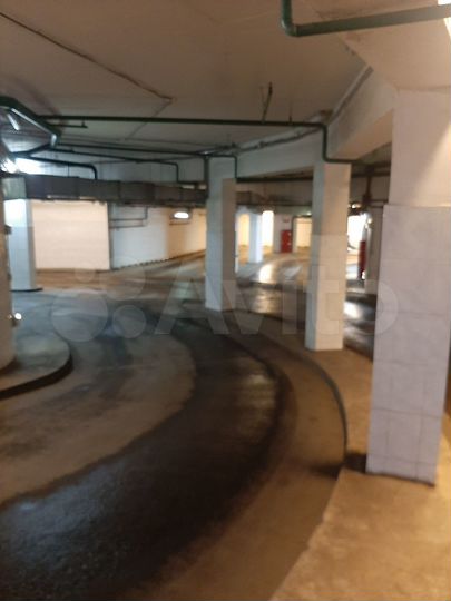 Машиноместо, 17 м²