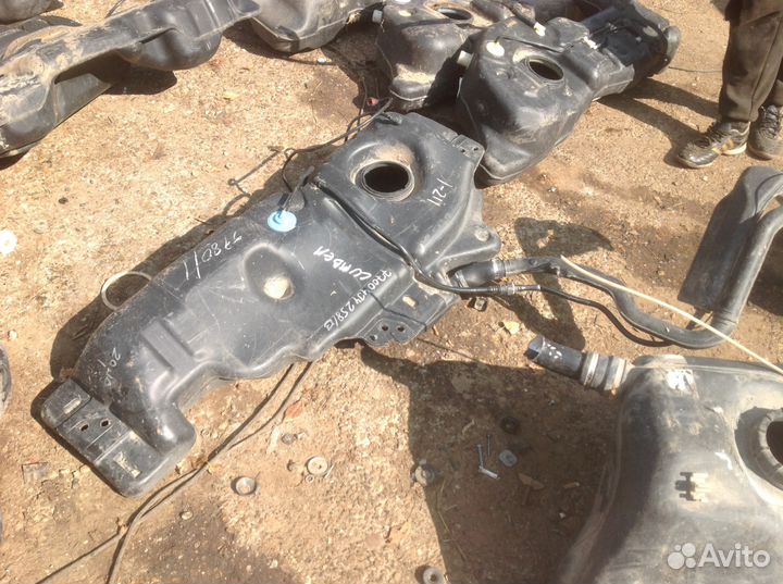 Бак топливный Рено Симбол Клио бензобак