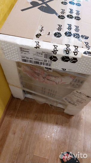 Духовой шкаф Electrolux opea 4300 X