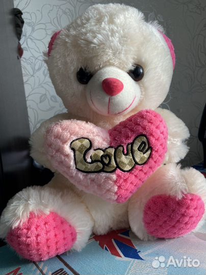 Плюшевый медведь