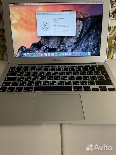 MacBook Air 11 2015 A1465 + нов.АКБ