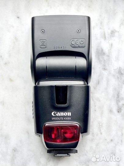 Вспышка Canon 430 ex практически новая