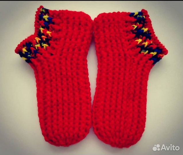 Вязаные жилетки, штанишки, варежки и носочки. 3-6