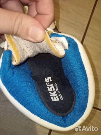 Лыжные ботинки, лыжи, палки