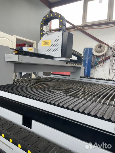 Лазерный станок для резки металла