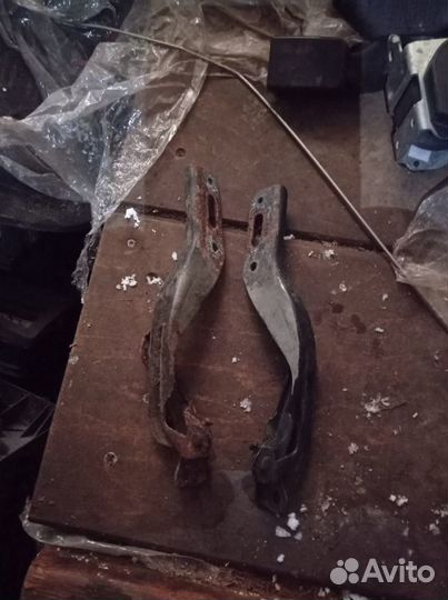 Петля капота хонда цивик 4д