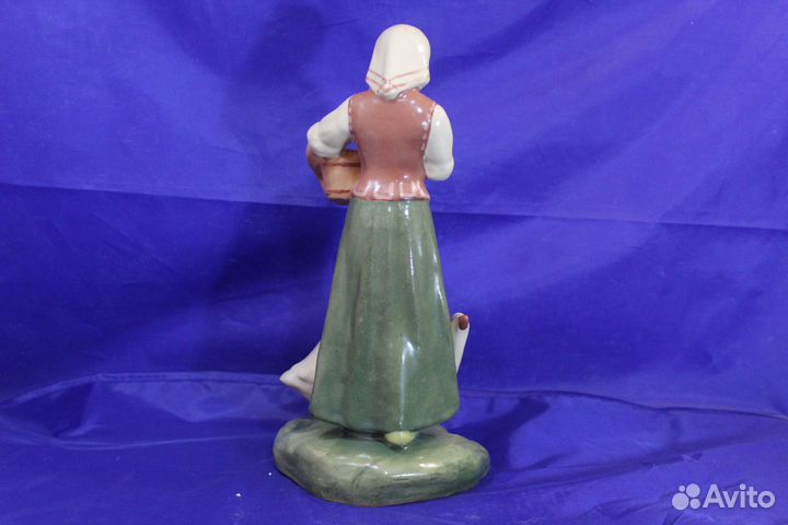 Супер Редкость антиквариат Статуэтка Гусятница Пти