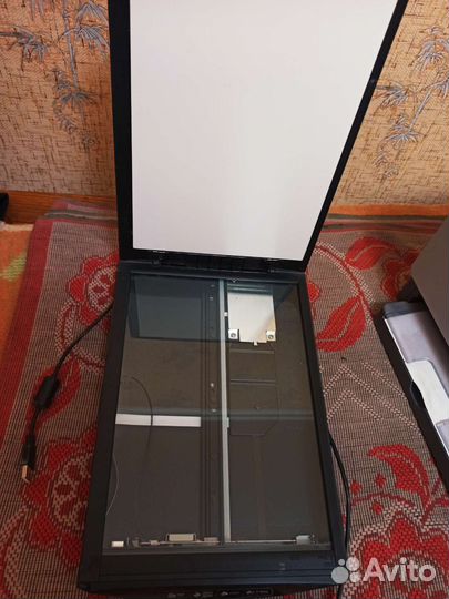 Сканер Canon lide 110