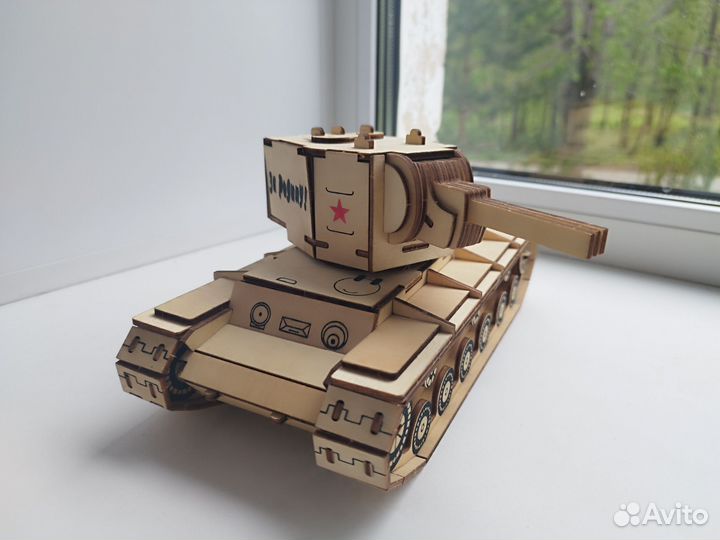 Деревянный конструктор танк кв-2