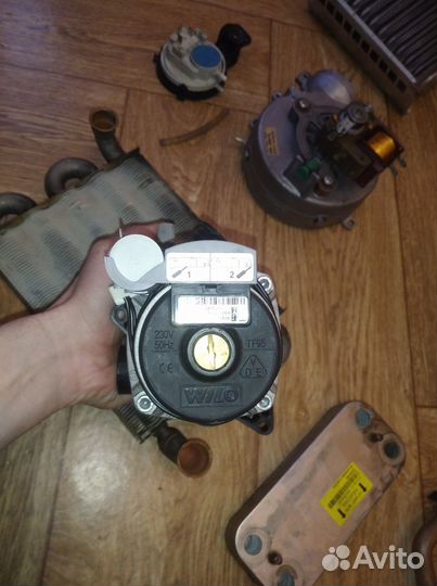 Запчасти на газовый котел Ariston BS24FF