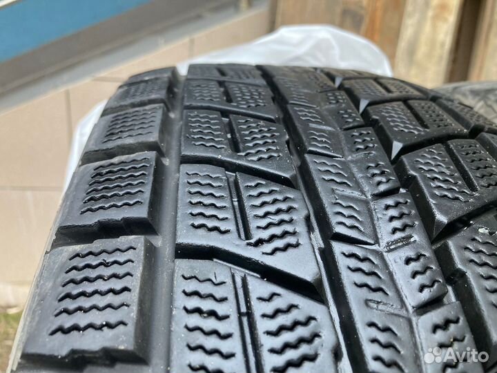 Dunlop Winter Maxx SJ8 235/65 R17 108R