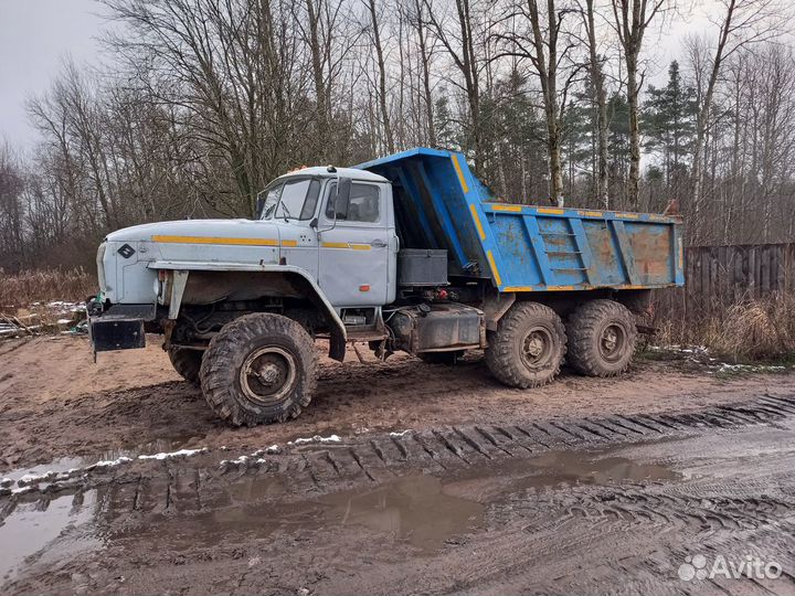 Полноприводный самосвал